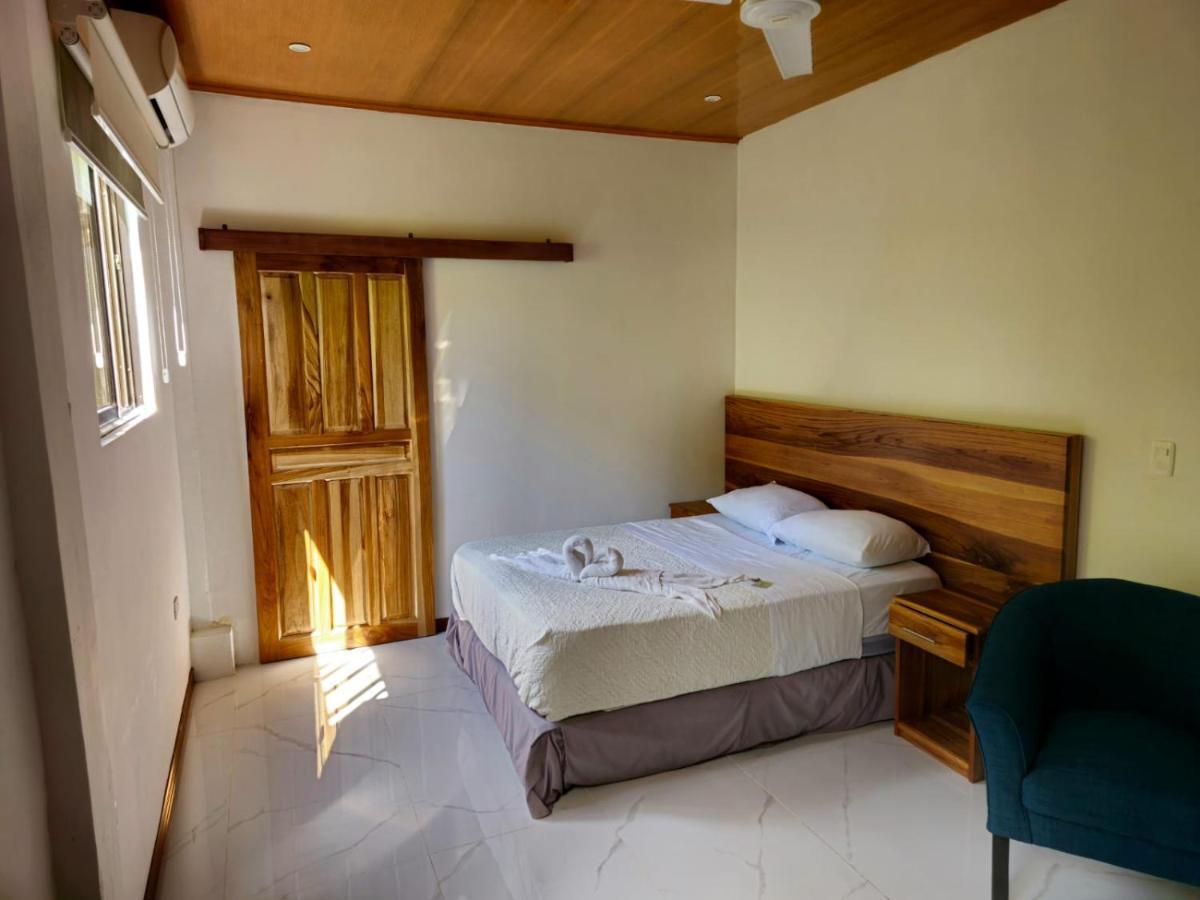 Hotel Torres Del Mar Puerto Viejo de Talamanca Esterno foto